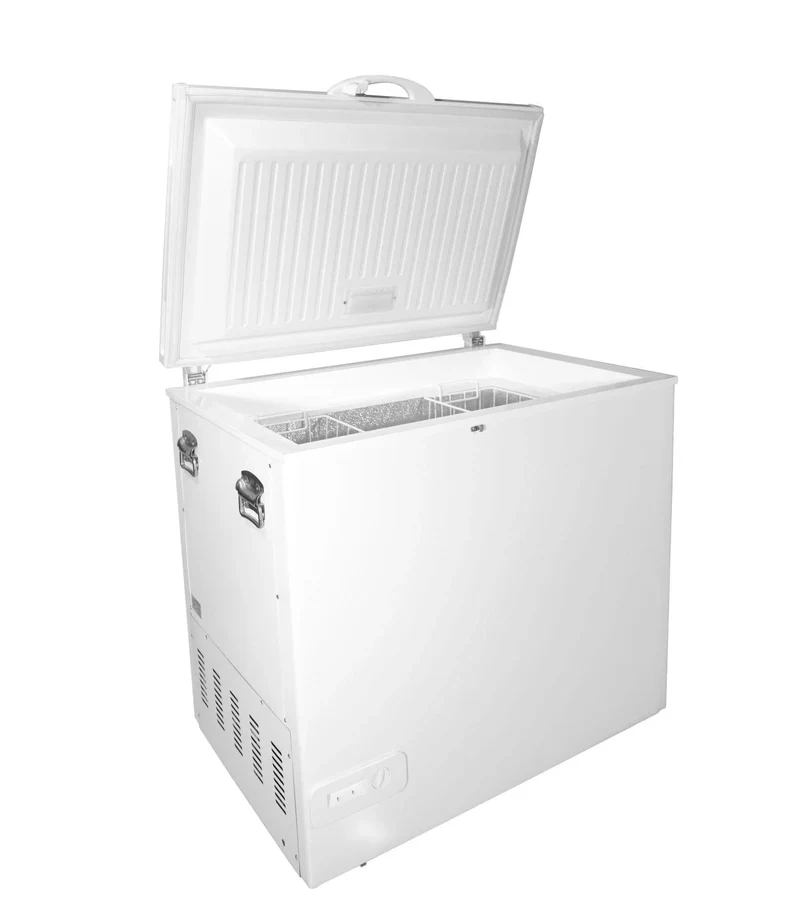 Sundanzer 5.6 Cu. Ft. Solar DC Chest Freezer (DCF160)