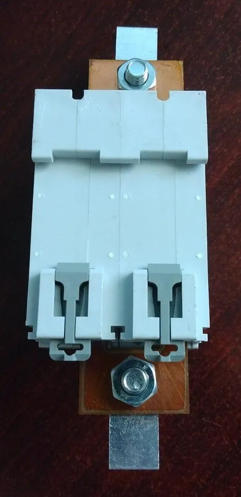 200A 48V DC Battery Bank Disconnect Breaker- In-Store Offer Only