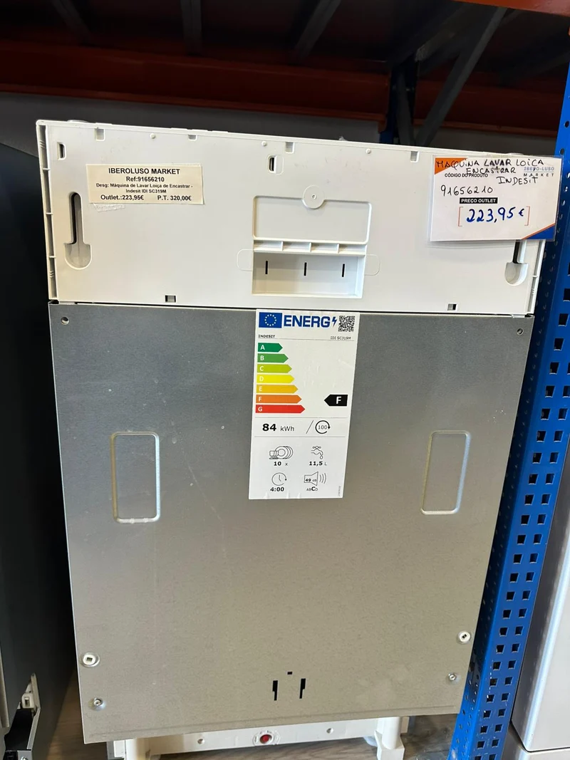 Máquina de Lavar Loiça de Encastrar IDI SC319M - Indesit
