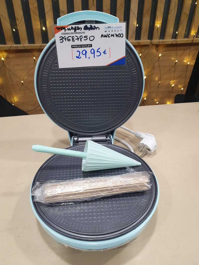 Máquina de Waffles AWCM700/ 700W - Bestron